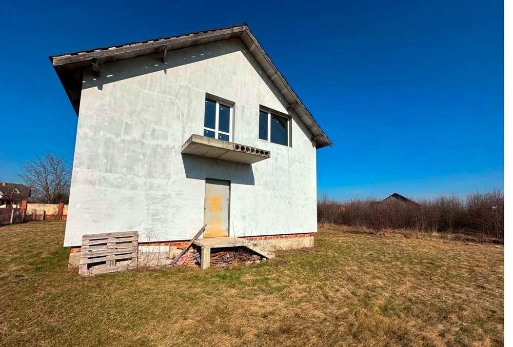 Продаж новозбудованого будинку