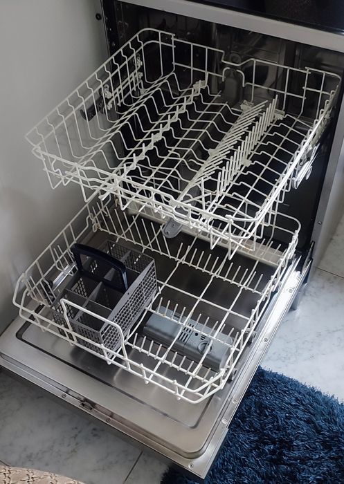 Máquina de lavar loiça (COM AVARIA)