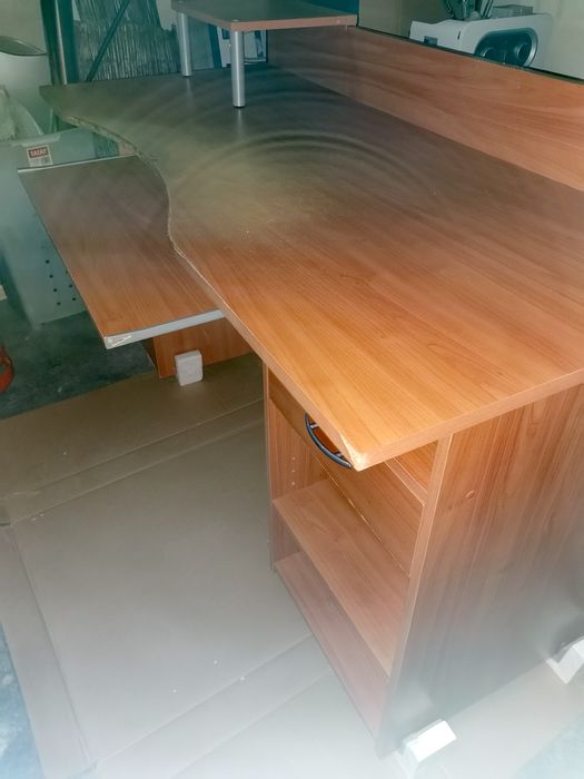 Mesa Secretária PC 140cm