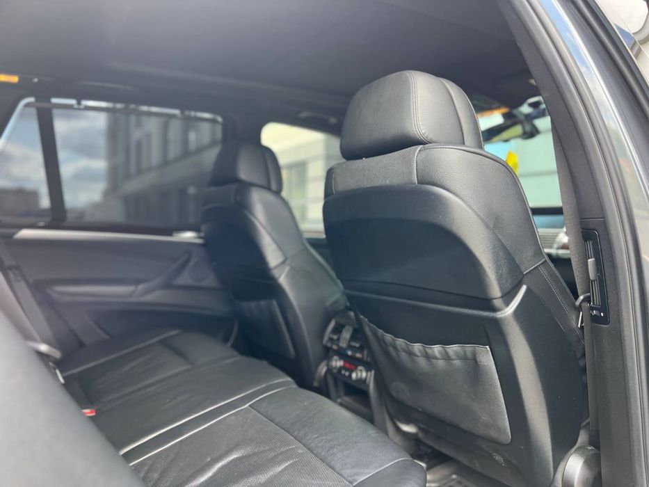 BMW X5 e70  2011 рік