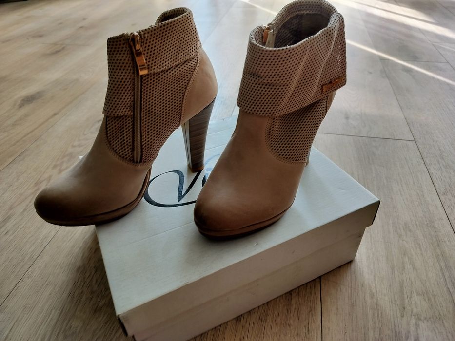 Botki skórzane damskie