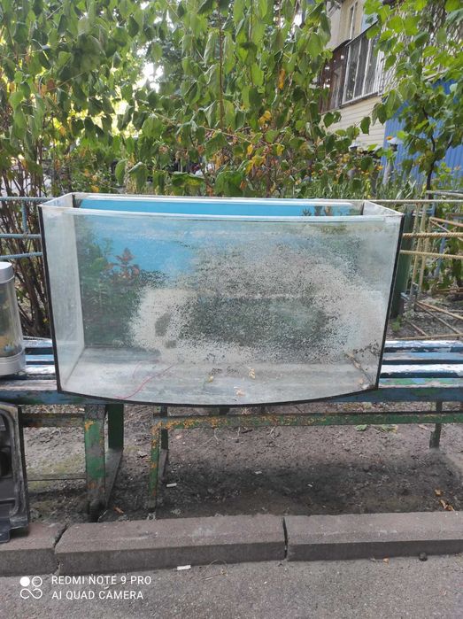 продам аквариум в хорошем состоянии