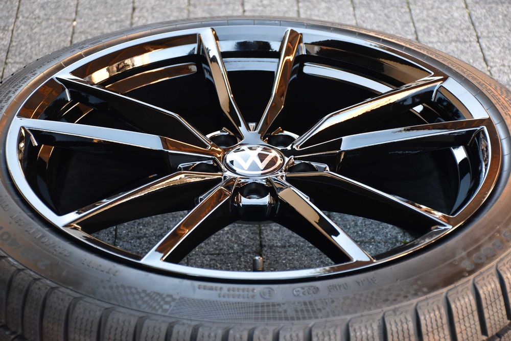 Nowe koła zimowe OEM VW T-Roc 2GA Pretoria 19" Continental 2025r