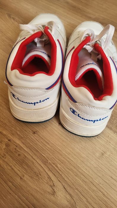 Sprzedam buty sportowe