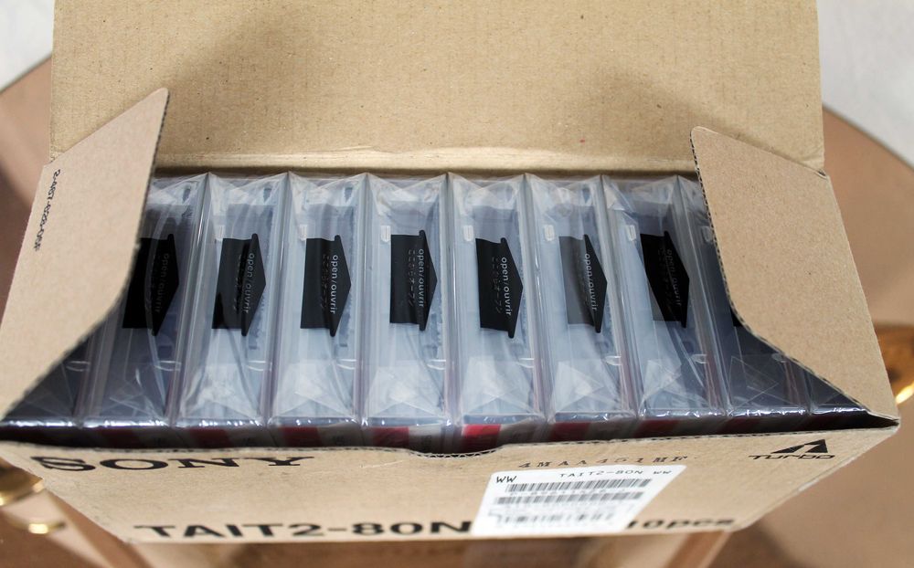Кассета новая упаковка 10 штук SONY TA1T2-80N 208GB