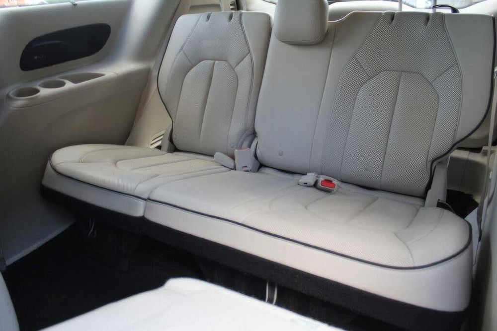 Chrysler Pacifica      2018