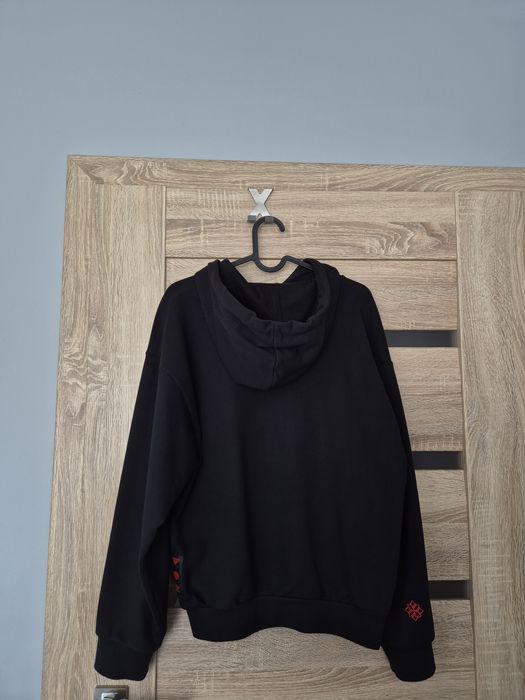 Czarna bluza z kapturem Adidas