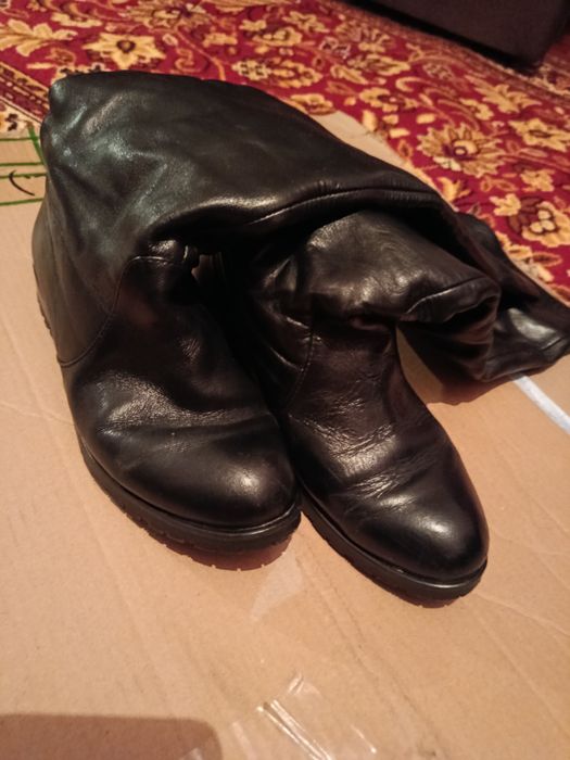 Продам кожаные сапоги 36 р.