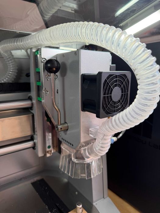 CNC Makera Carvera Air + 4.º eixo + laser + kit PCB — Como nova