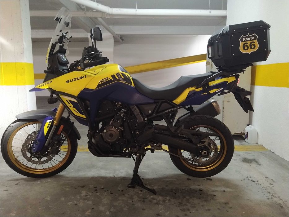 Suzuki v-strom 800DE
