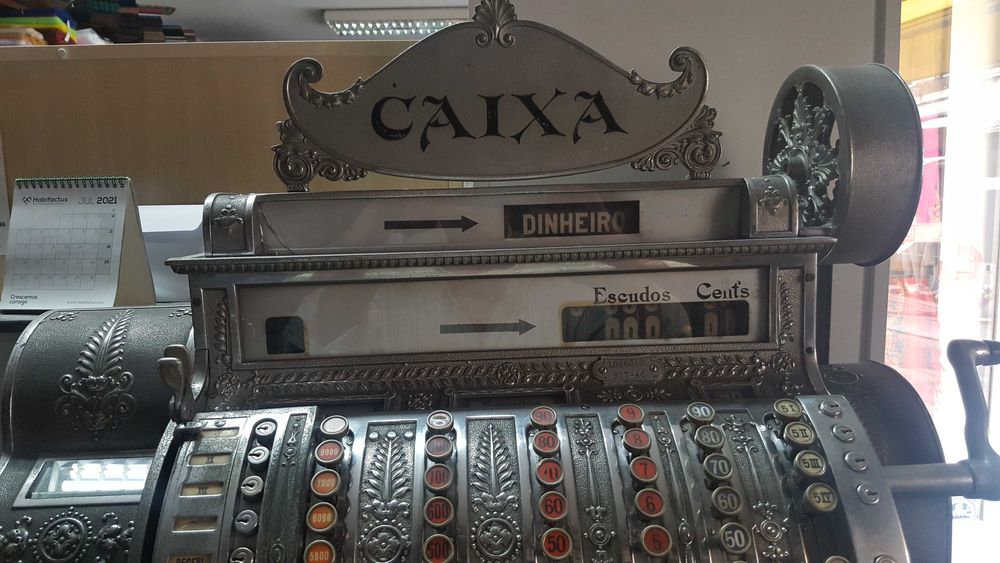 Caixa registadora NATIONAL 4 gavetas