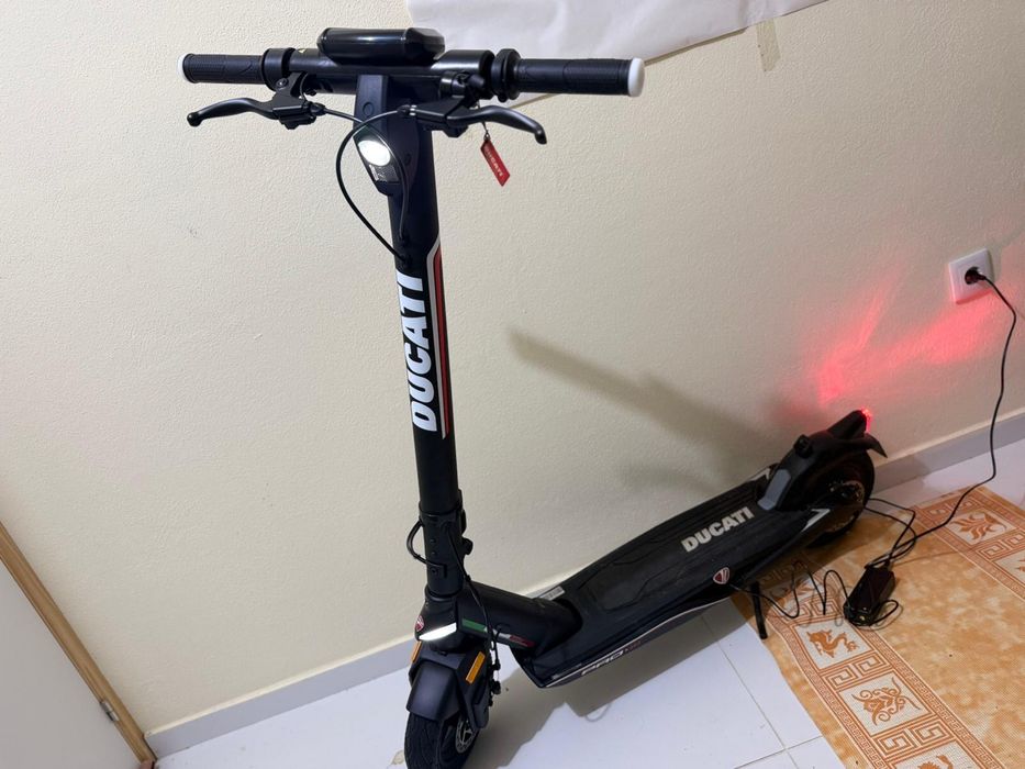 Trotinete Elétrica Ducati Pro-II – €300