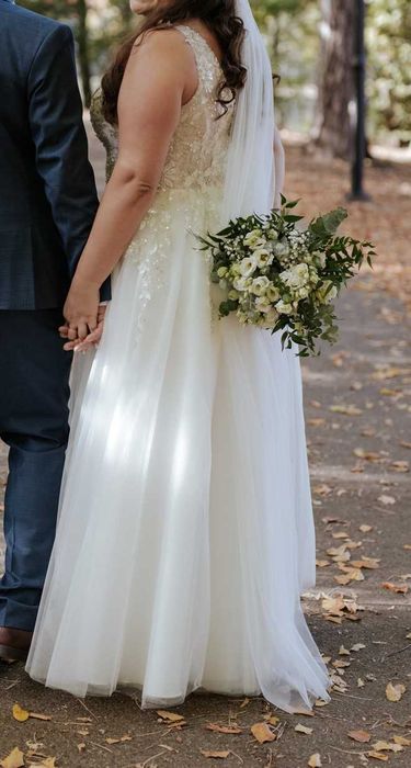 Suknia ślubna (plus size)