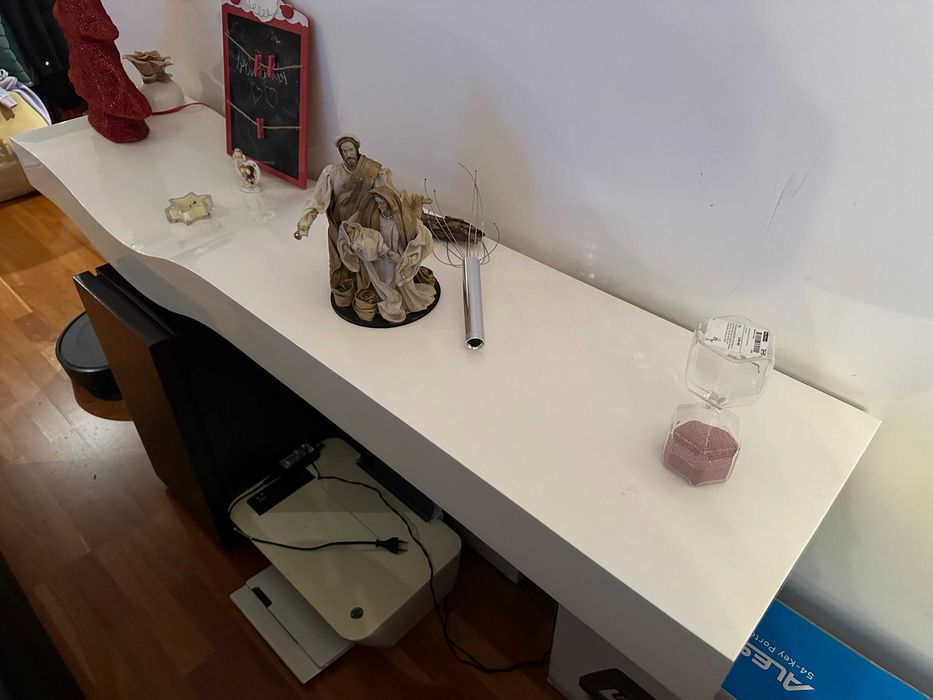 Consola Entrada Branca e Wengue