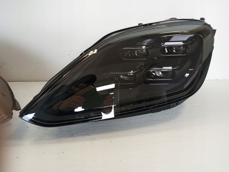 Lampa LAMPY FULL LED MATRIX Cayenne 9Y0 lift 9Y0941060Q 9Y0941059Q NOWE