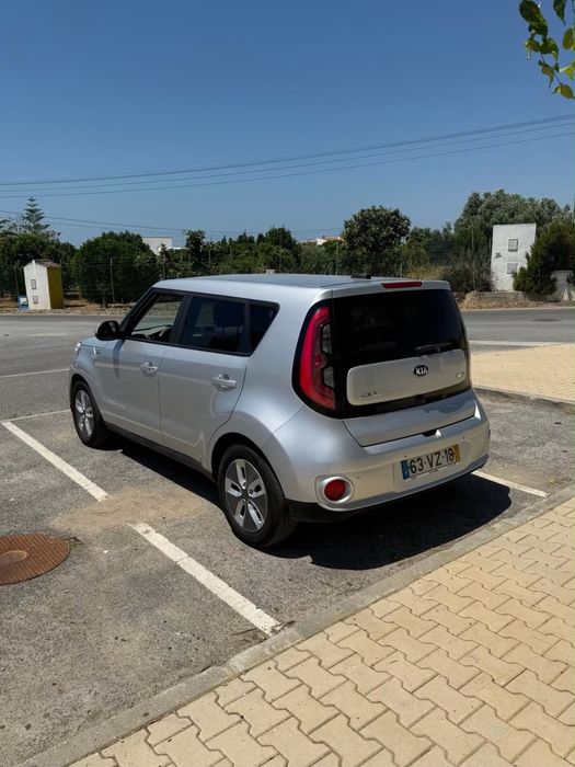 Carro 100% eletrico