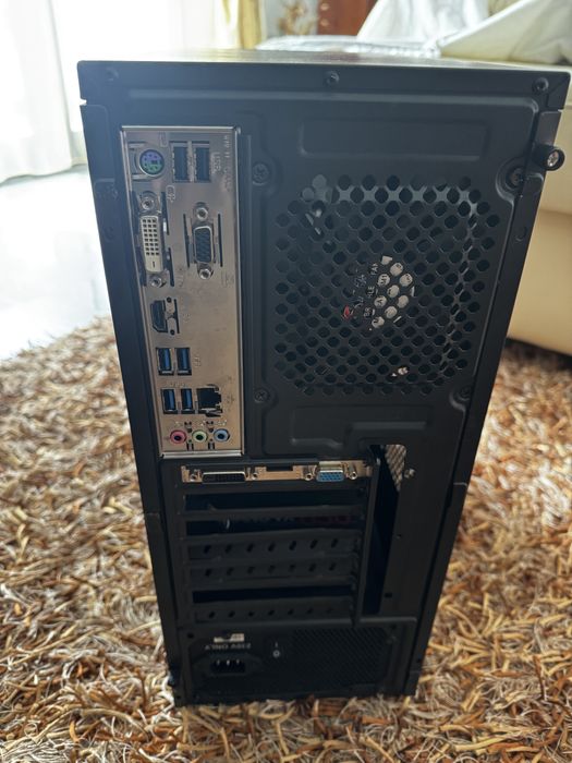 Computador (PC) Desktop