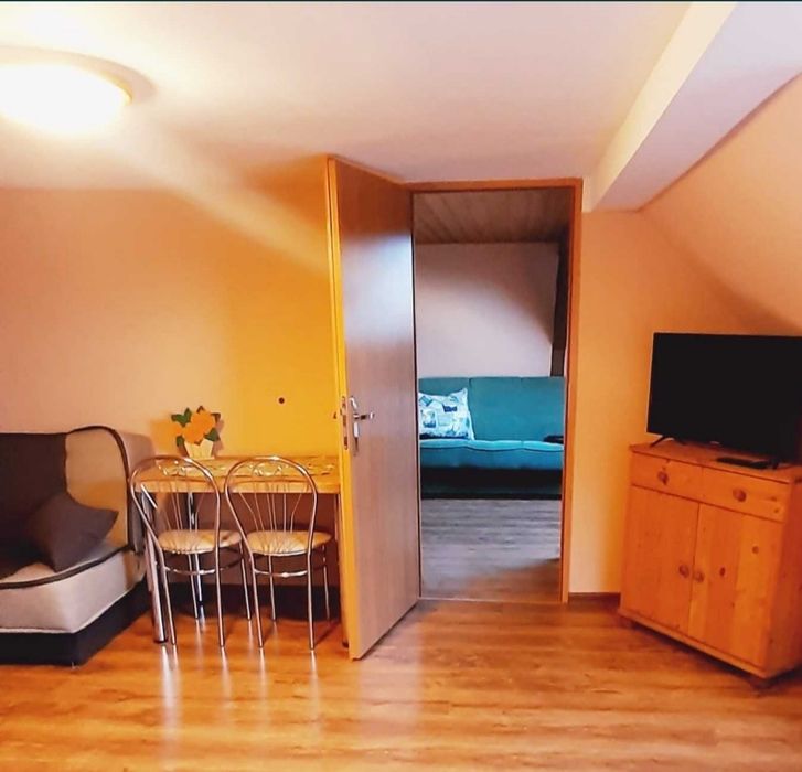 ŚWIERADÓW ZDRÓJ-okolica pokoje  z łazienką i aneksem kuchennym