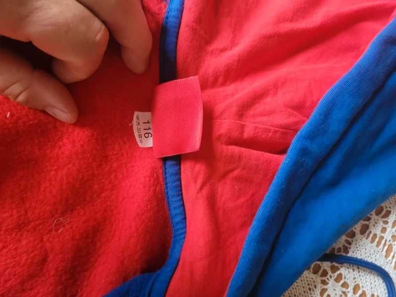 Bluza ulubionej drużyny małego kibica Wisły