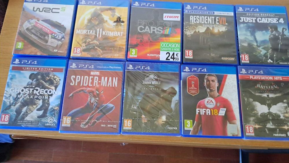 PlayStation 4 pro + 24 jogos