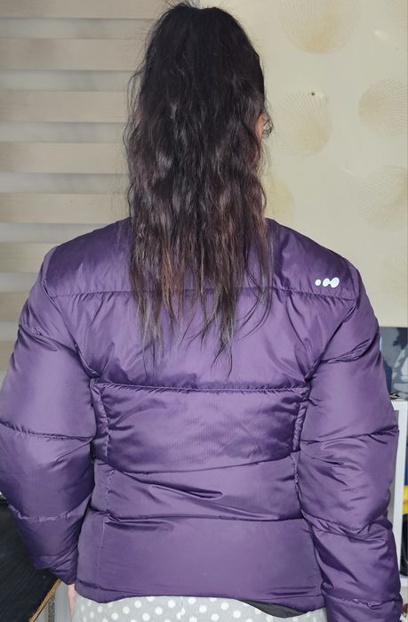 Куртка пуховик жіночій