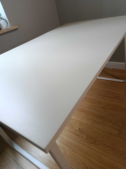 IKEA Biurko beżowe 140x80cm