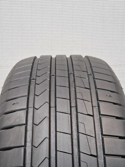 2 Pneus 215/65R17 HANKOOK Semi Novos