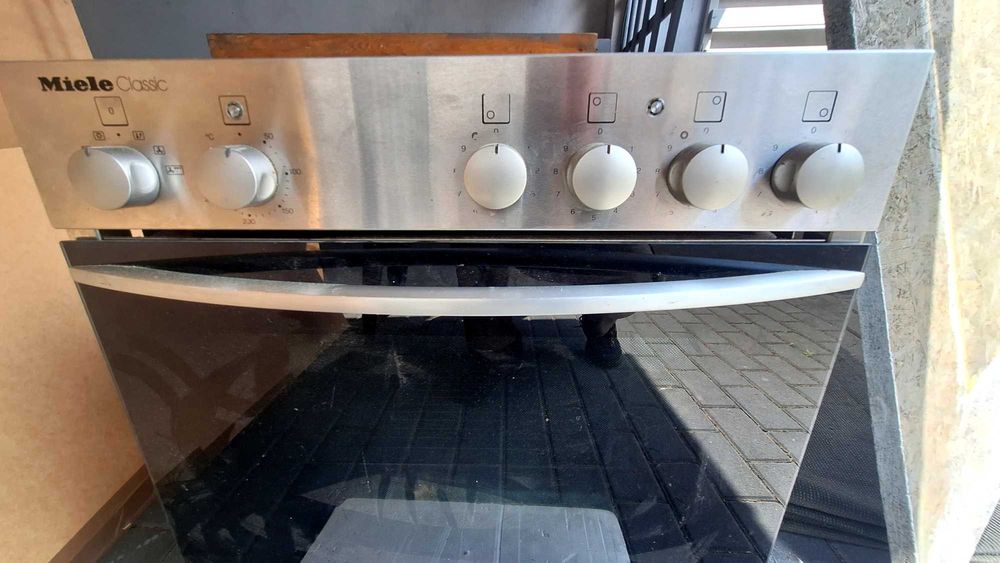 Piekarnik i plyta elektryczna
