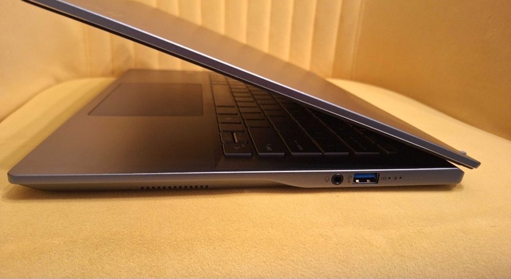 Acer Swift 14 AI (Snapdragon X Plus) – IDEALNY STAN WIZUALNY