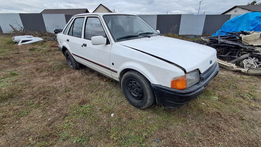 Розборка Форд Ескорт