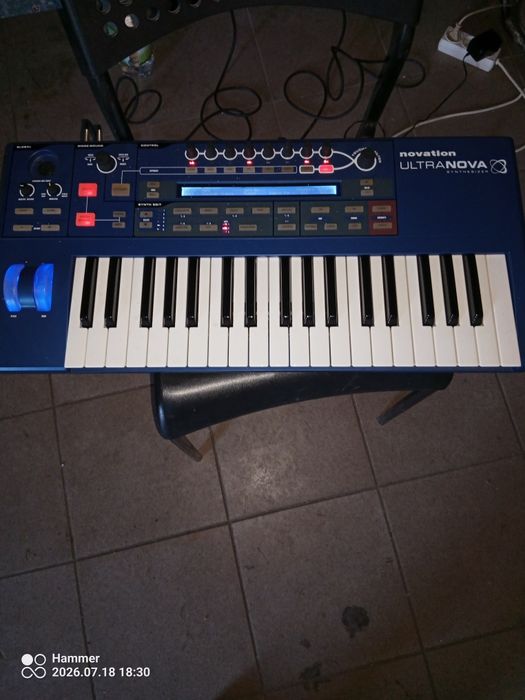 Sprzedam syntezator