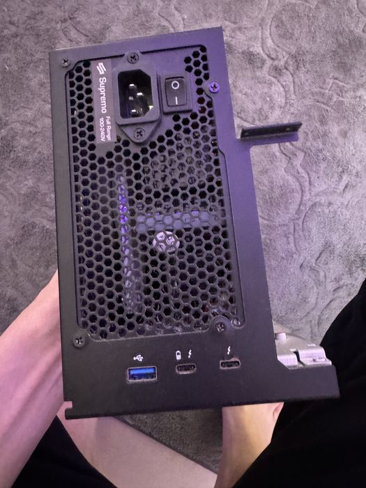 EXP GDS th3p4g3 usb4 and Thunrbolt 3-4 E-GPU dock