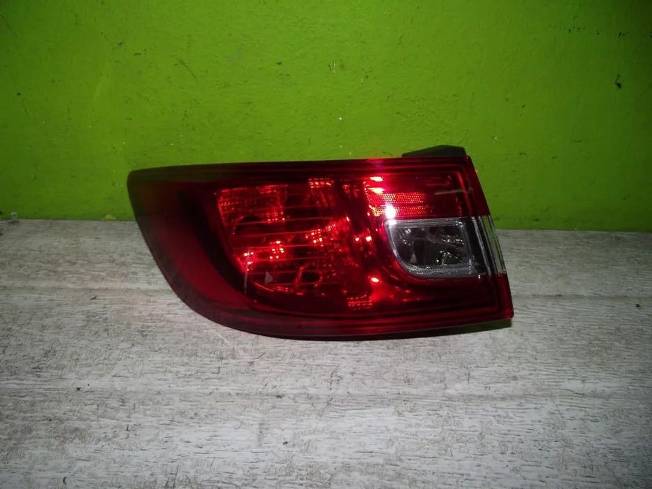 Farolim Trás Esquerdo Renault Clio IV - 2012 / 2016