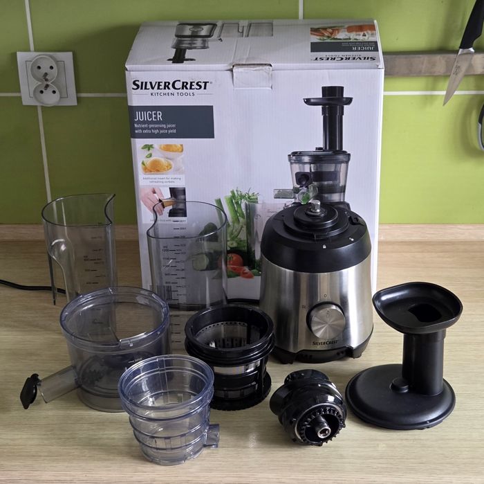 Wyciskarka wolnoobrotowa Silver Crest SSJ 300