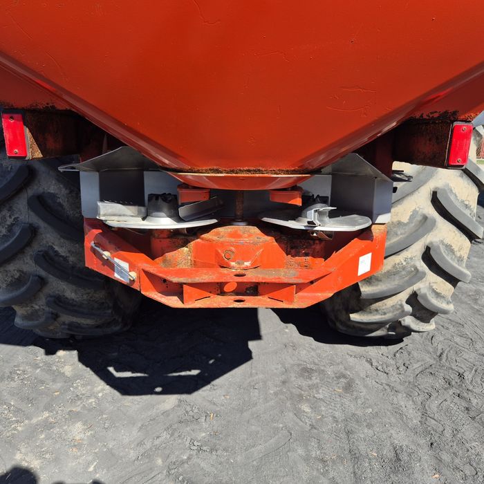 Rozsiewacz nawozów Kuhn MDS 921