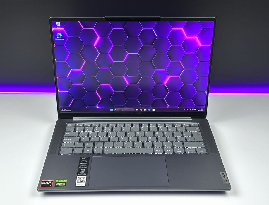 Laptop Lenovo Yoga Pro 7 14AHP9 | Ryzen 7 8845HS / szary / RTX 3050