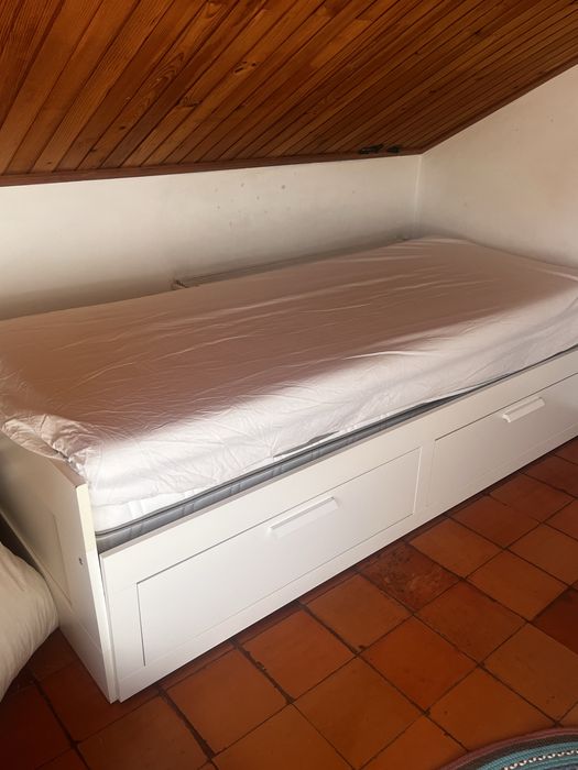 Cama IKEA BRIMNES individual/dupla + 2 gavetas + 2 colchões