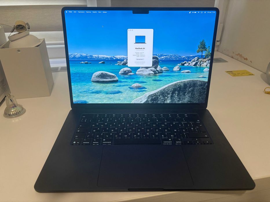 MacBook Air 15" M4 2025, 16/256 ГБ