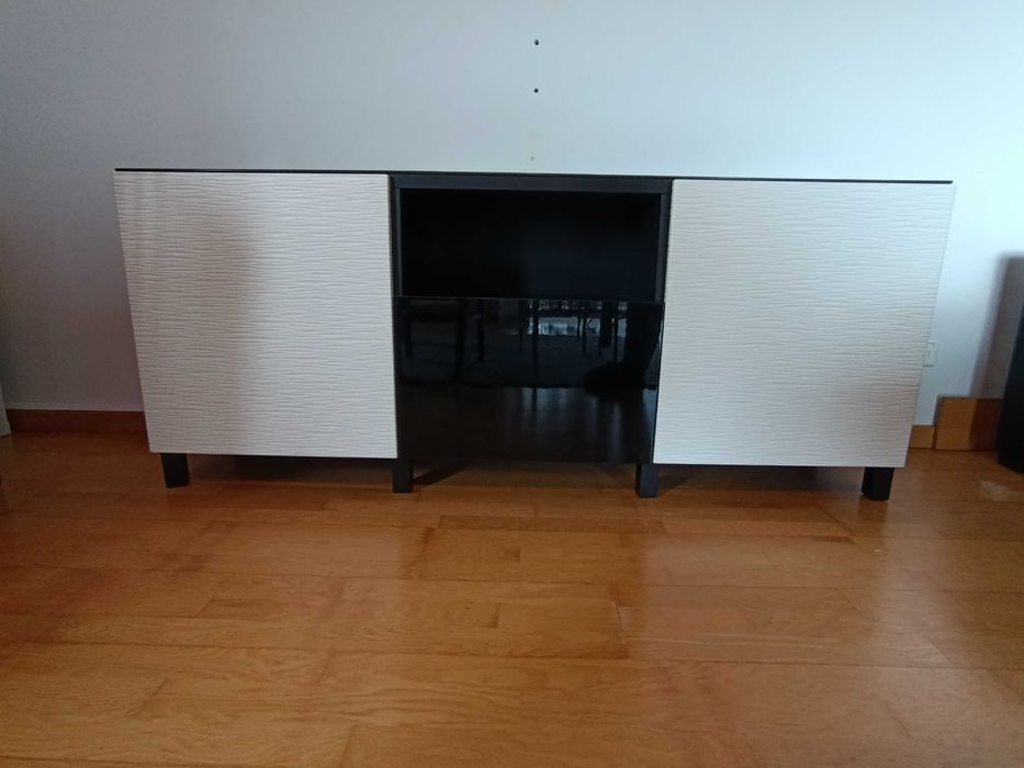 Aparador/móvel IKEA Besta