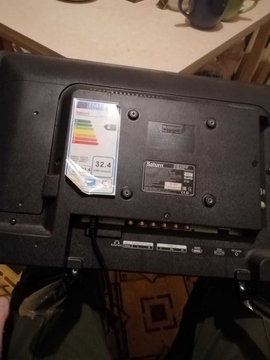 Телевизор Saturn LED22FHD400U LED