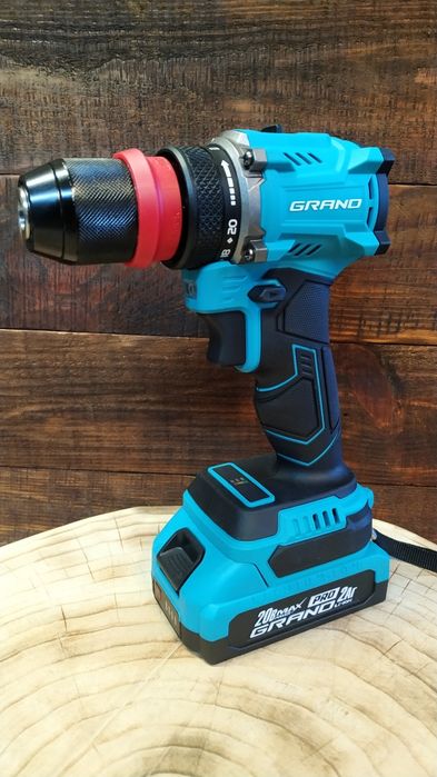 Шуруповерт ДА 20/2 DFR Гранд з'ємний патрон  Чехія +комплект насадок.