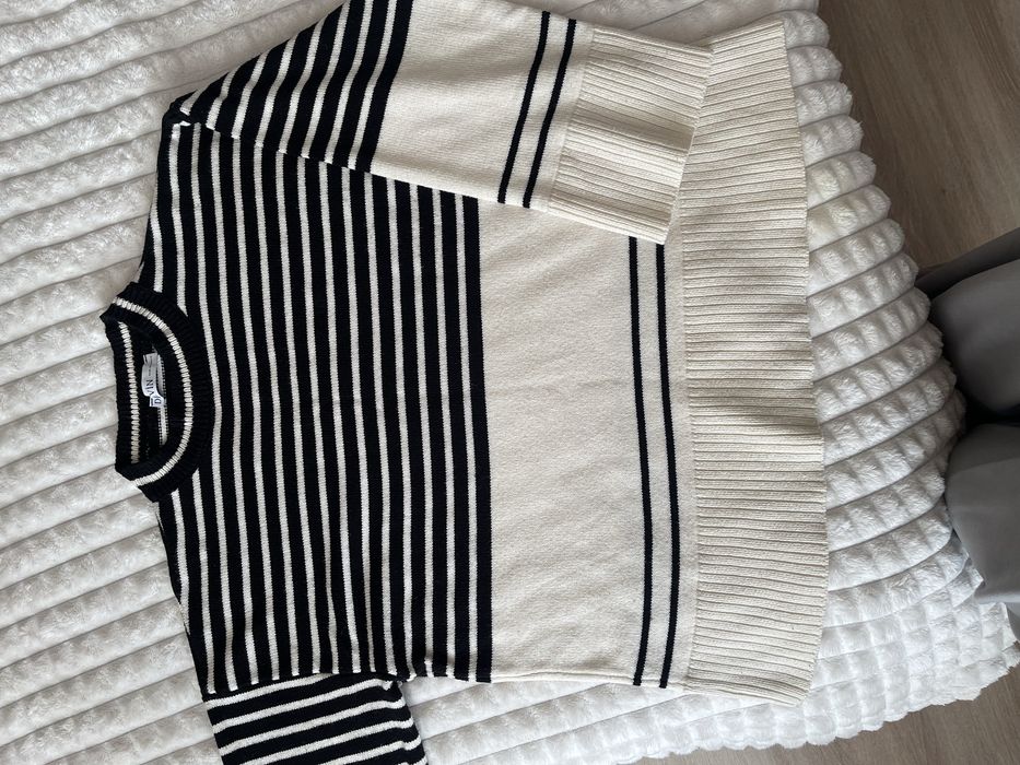 Светр від dilvin oversize