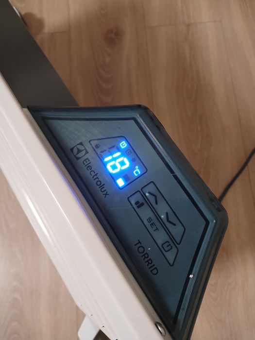 Конвектор Electrolux 1500w неробочий