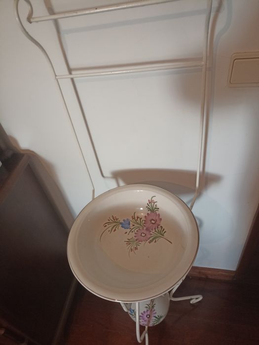 Vendo Lavatório ótimo estado