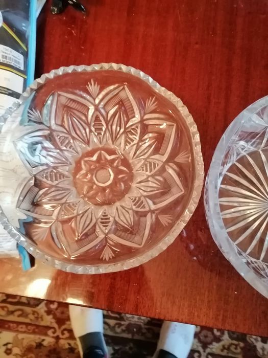 Продам хрустальные салатницы