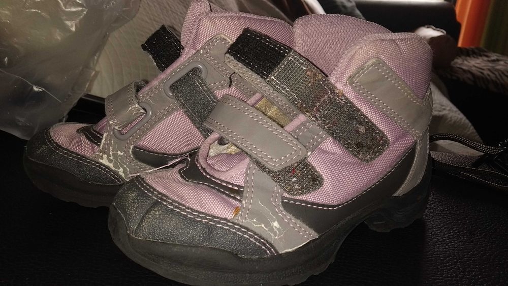 Tenis-Bota cinza e rosa, 28