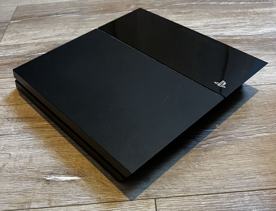 PlayStation 4 Ps4 fat 500gb + gry