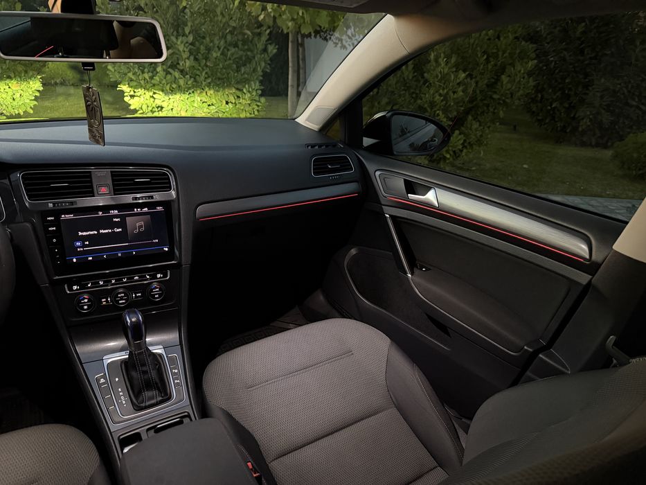 Продам Volkswagen E-golf 36kw ,Пробіг 76.000км