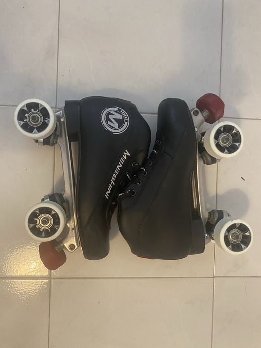 Equipamento de hóquei em patins