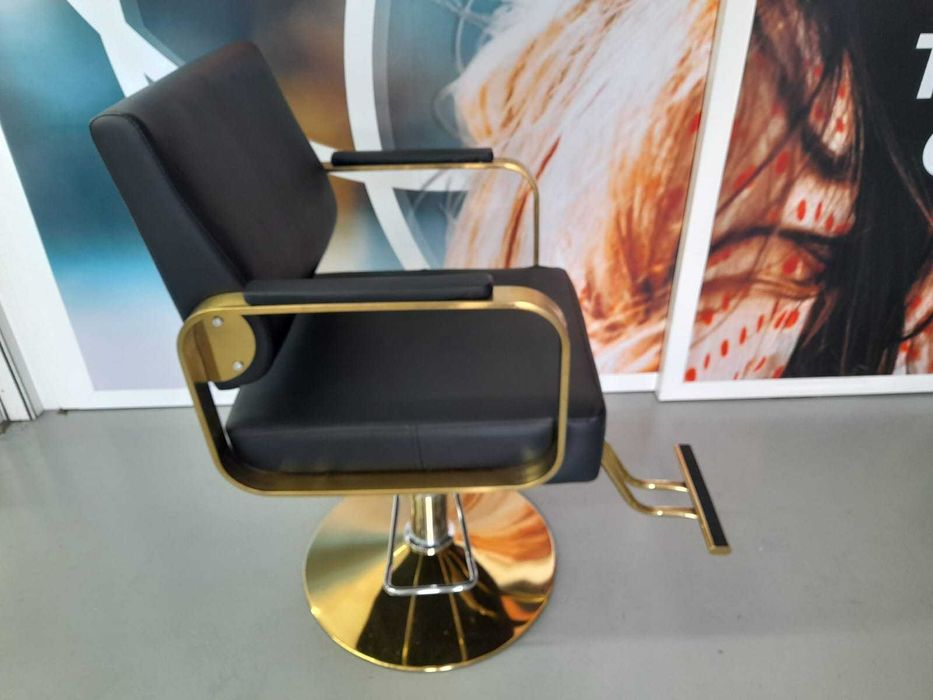 Cadeira Hidráulica Dourada e Preta Novas